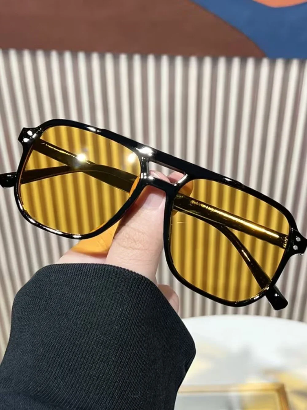 Black & Amber Rectangular Aviator Sunglasses BRAND-NEW!